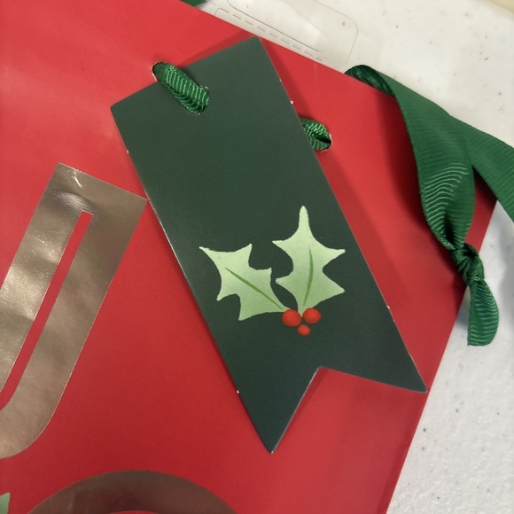 3 Pcs Wine Bottle Gift Bags  Place & Time Holiday 5.2 x 13.2 Christmas - Picture 4 of 8